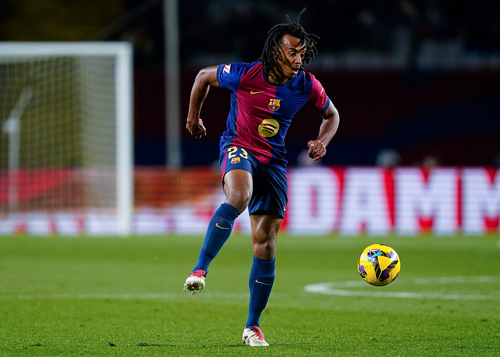 Podstawowy obrońca może odejść z Barcelony!